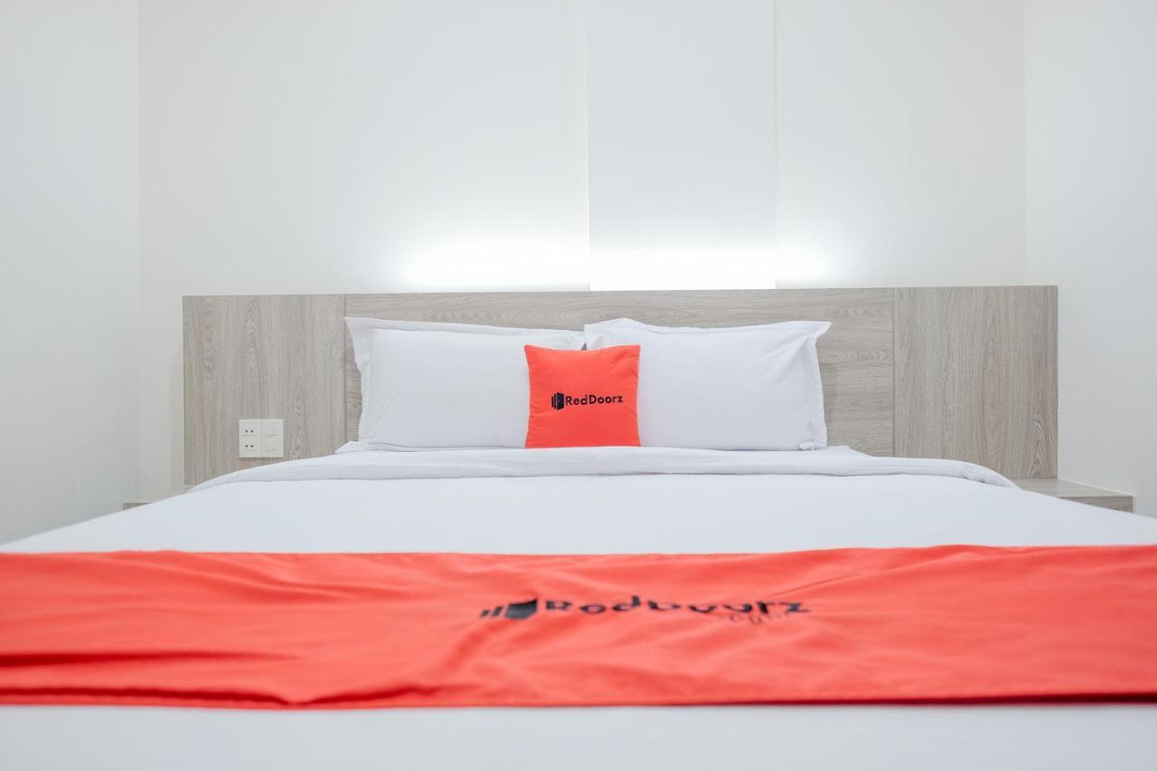 Reddoorz Plus @ Jalan Juanda Medan Dış mekan fotoğraf