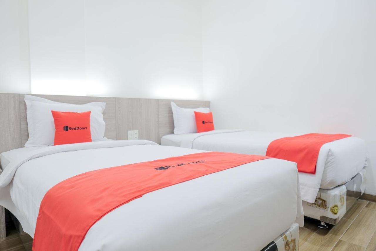 Reddoorz Plus @ Jalan Juanda Medan Dış mekan fotoğraf