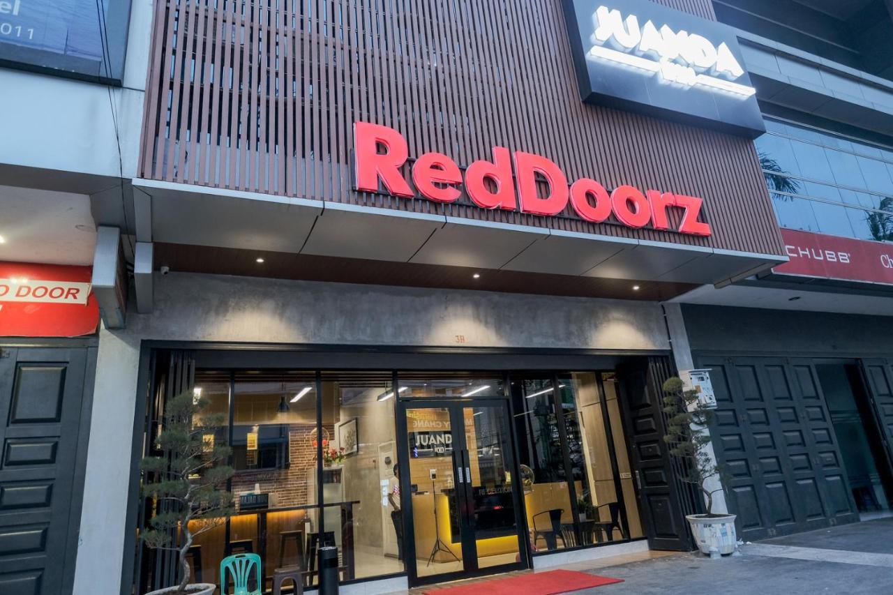Reddoorz Plus @ Jalan Juanda Medan Dış mekan fotoğraf