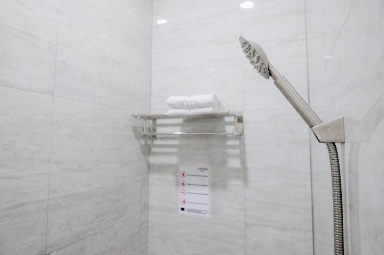 Reddoorz Plus @ Jalan Juanda Medan Dış mekan fotoğraf